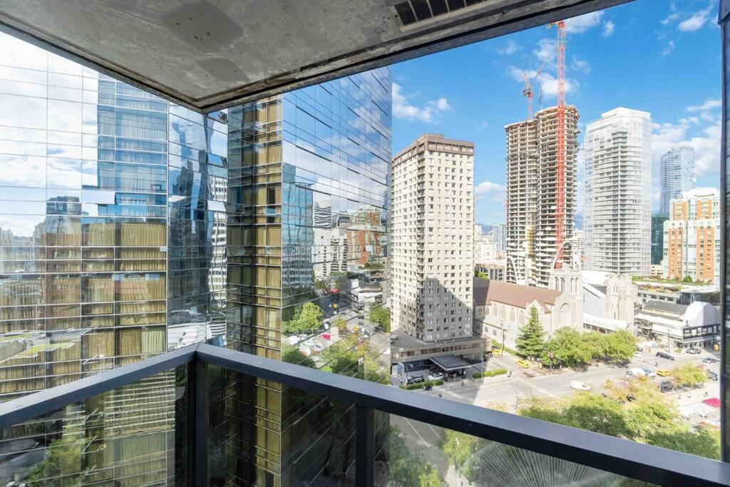 2Br Condo With Breathtaking View In Downtown! Free Parking - 6 Sleep Ванкувер Екстер'єр фото