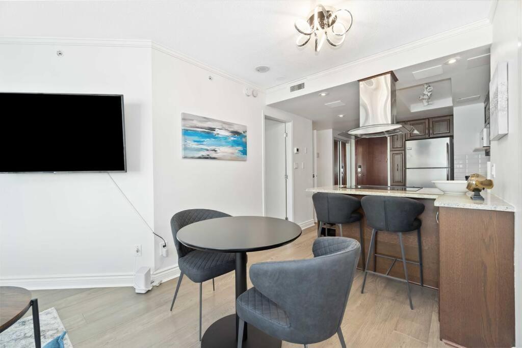 2Br Condo With Breathtaking View In Downtown! Free Parking - 6 Sleep Ванкувер Екстер'єр фото