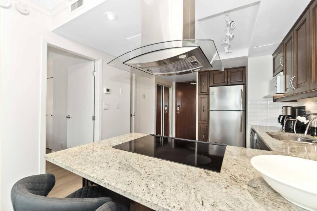 2Br Condo With Breathtaking View In Downtown! Free Parking - 6 Sleep Ванкувер Екстер'єр фото