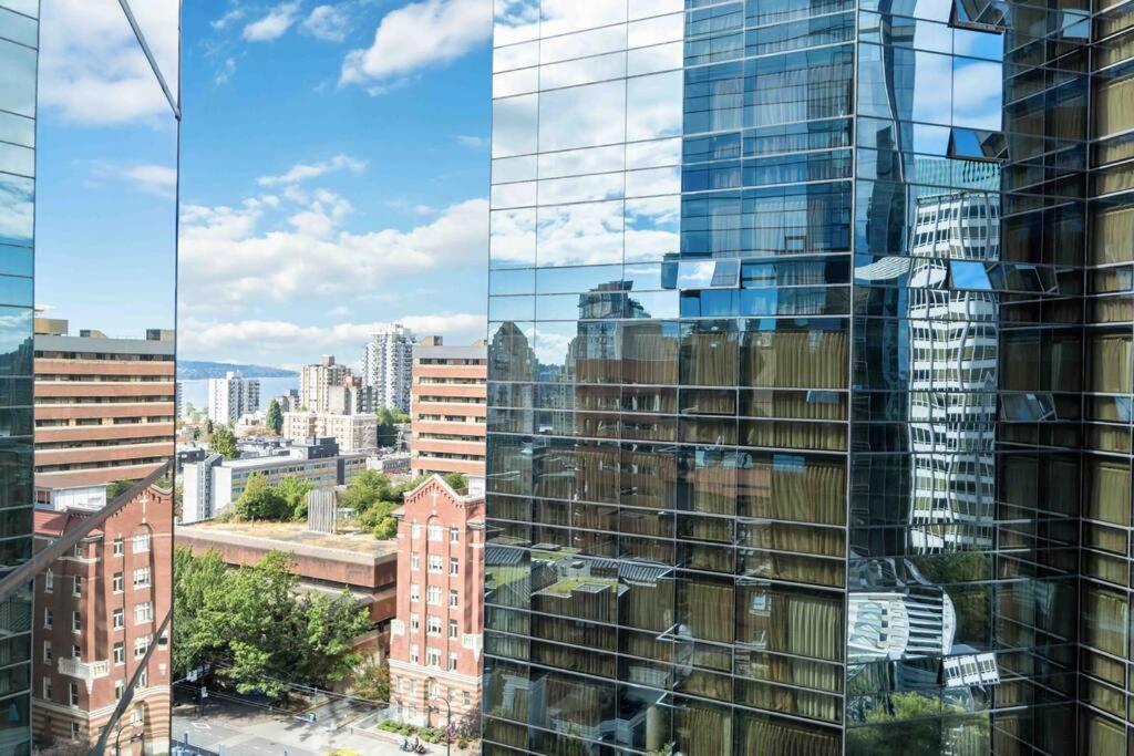 2Br Condo With Breathtaking View In Downtown! Free Parking - 6 Sleep Ванкувер Екстер'єр фото