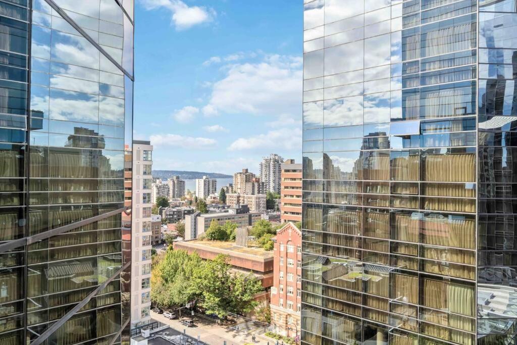 2Br Condo With Breathtaking View In Downtown! Free Parking - 6 Sleep Ванкувер Екстер'єр фото